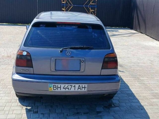 Фиолетовый Фольксваген Гольф, объемом двигателя 1.8 л и пробегом 269 тыс. км за 1700 $, фото 4 на Automoto.ua