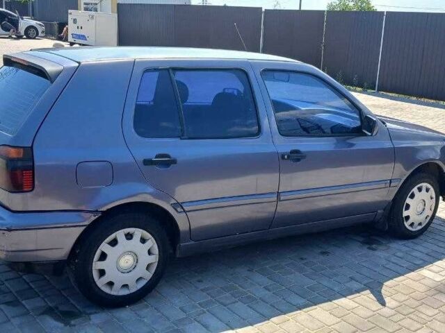 Фиолетовый Фольксваген Гольф, объемом двигателя 1.8 л и пробегом 269 тыс. км за 1700 $, фото 2 на Automoto.ua