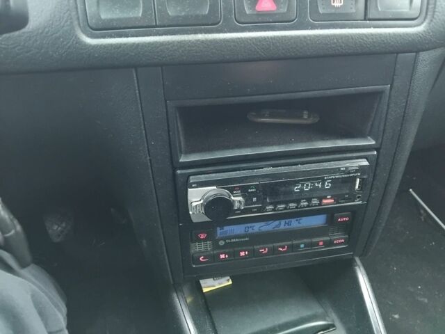 Фіолетовий Фольксваген Гольф, об'ємом двигуна 1.9 л та пробігом 400 тис. км за 1800 $, фото 14 на Automoto.ua