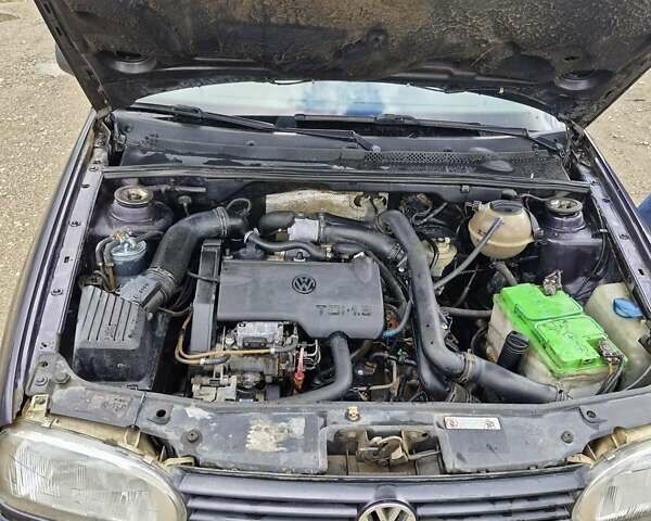 Фіолетовий Фольксваген Гольф, об'ємом двигуна 1.9 л та пробігом 120 тис. км за 2800 $, фото 4 на Automoto.ua