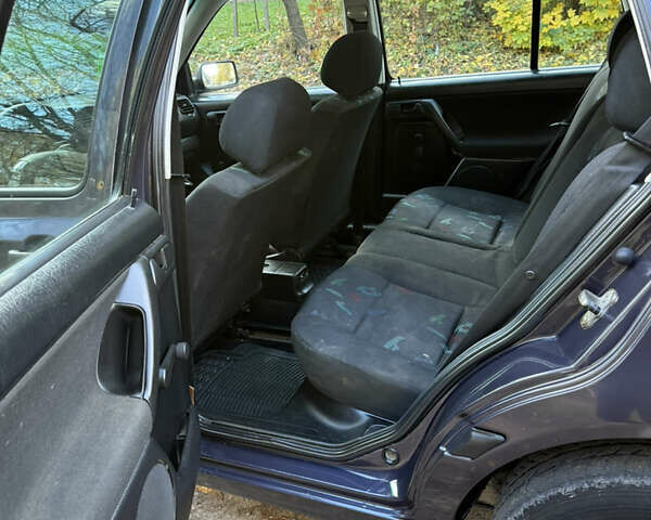 Фіолетовий Фольксваген Гольф, об'ємом двигуна 1.78 л та пробігом 400 тис. км за 1399 $, фото 20 на Automoto.ua