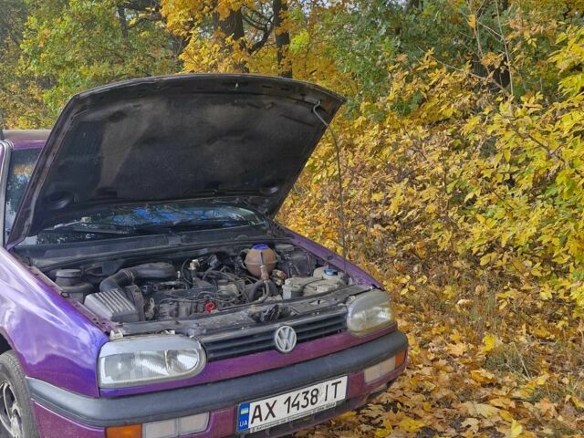 Фиолетовый Фольксваген Гольф, объемом двигателя 1.8 л и пробегом 420 тыс. км за 2458 $, фото 9 на Automoto.ua