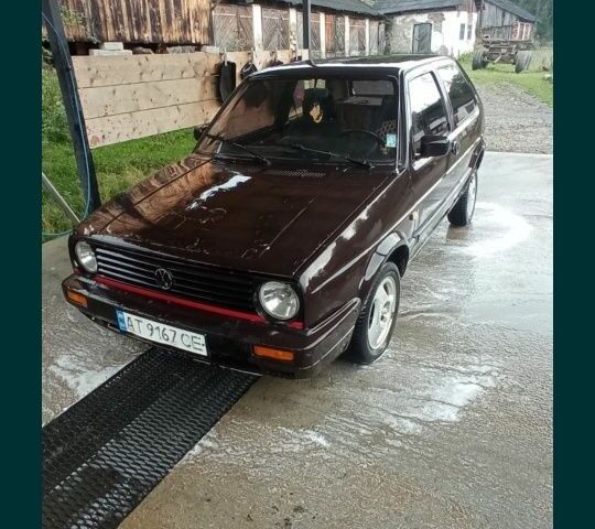 Коричневий Фольксваген Гольф, об'ємом двигуна 1.8 л та пробігом 400 тис. км за 250 $, фото 1 на Automoto.ua