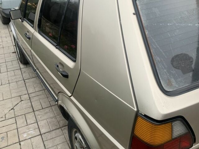 Коричневый Фольксваген Гольф, объемом двигателя 1.6 л и пробегом 150 тыс. км за 767 $, фото 3 на Automoto.ua