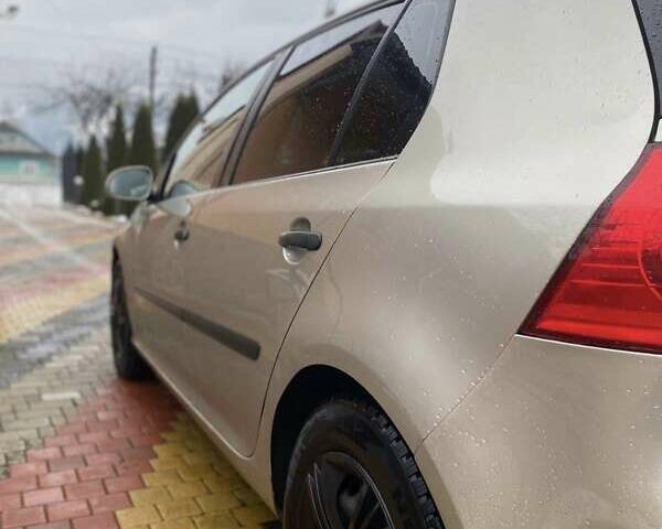 Коричневый Фольксваген Гольф, объемом двигателя 1.4 л и пробегом 310 тыс. км за 4000 $, фото 5 на Automoto.ua