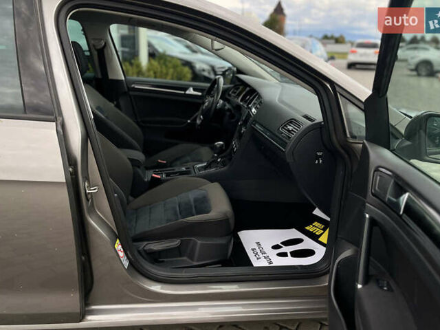 Коричневий Фольксваген Гольф, об'ємом двигуна 1.4 л та пробігом 158 тис. км за 14900 $, фото 12 на Automoto.ua