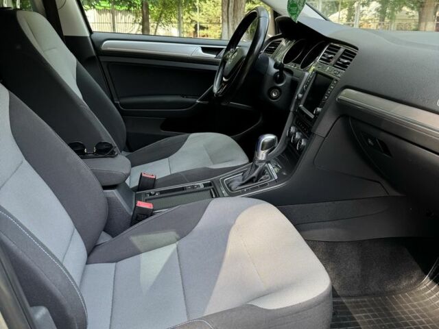 Коричневий Фольксваген Гольф, об'ємом двигуна 0 л та пробігом 178 тис. км за 8250 $, фото 21 на Automoto.ua