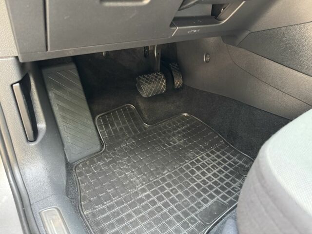 Коричневий Фольксваген Гольф, об'ємом двигуна 0 л та пробігом 178 тис. км за 8250 $, фото 18 на Automoto.ua