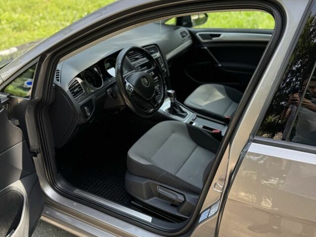 Коричневий Фольксваген Гольф, об'ємом двигуна 0 л та пробігом 178 тис. км за 8250 $, фото 14 на Automoto.ua