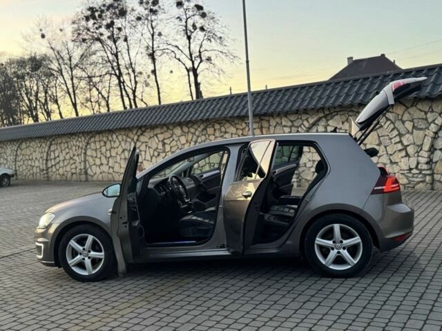 Коричневый Фольксваген Гольф, объемом двигателя 0 л и пробегом 98 тыс. км за 7999 $, фото 18 на Automoto.ua