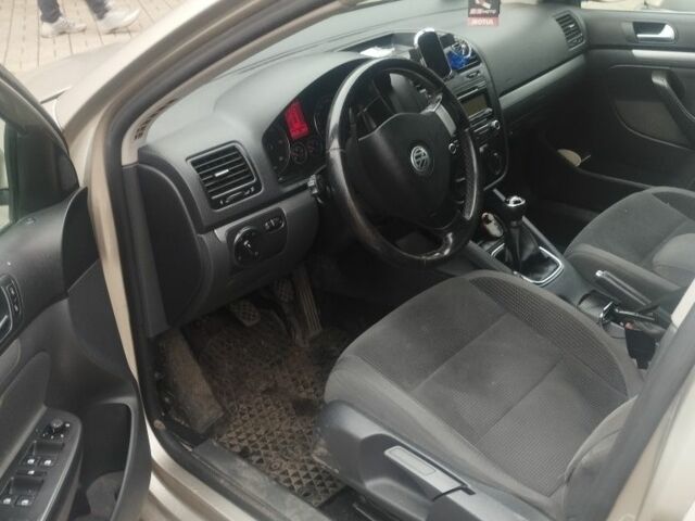 Коричневий Фольксваген Гольф, об'ємом двигуна 0 л та пробігом 310 тис. км за 2853 $, фото 3 на Automoto.ua