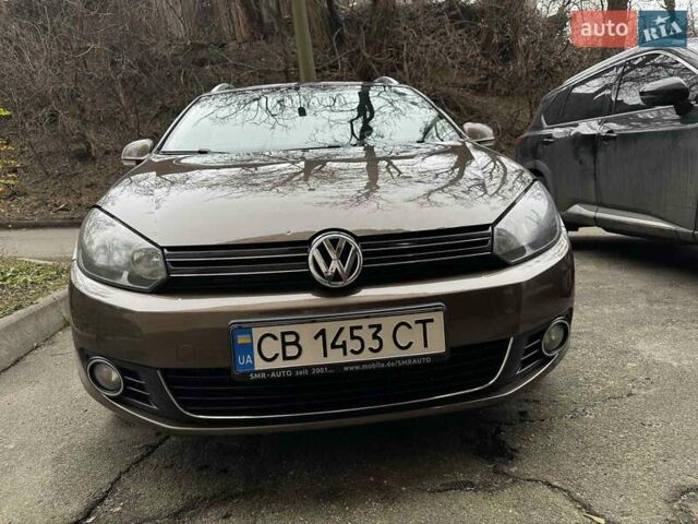 Коричневый Фольксваген Гольф, объемом двигателя 1.6 л и пробегом 244 тыс. км за 8699 $, фото 1 на Automoto.ua