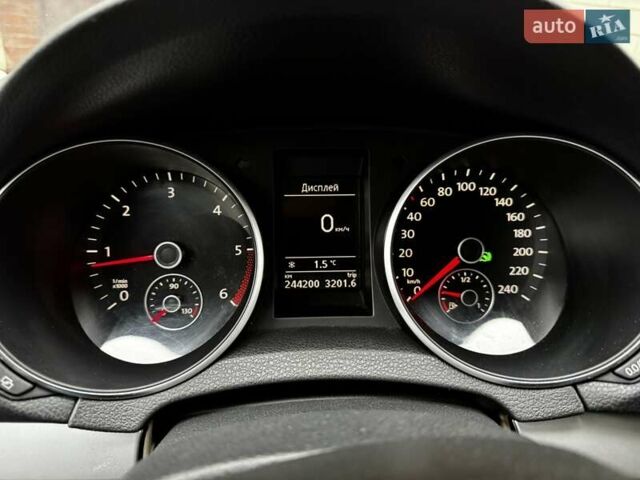 Коричневый Фольксваген Гольф, объемом двигателя 1.6 л и пробегом 244 тыс. км за 8699 $, фото 12 на Automoto.ua