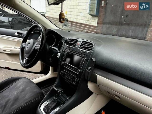 Коричневый Фольксваген Гольф, объемом двигателя 1.6 л и пробегом 244 тыс. км за 8699 $, фото 11 на Automoto.ua