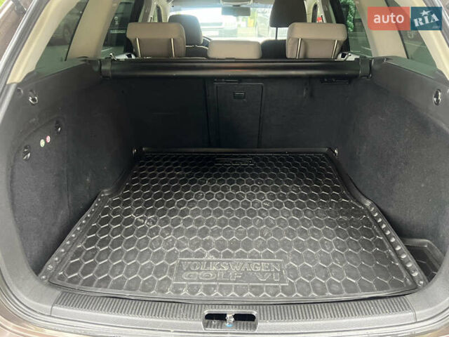 Фольксваген Гольф 2010 в Виннице на Automoto.ua Коричневый Фольксваген Гольф, объемом двигателя 1.39 л и пробегом 285 тыс. км за 5600 $, фото 28 на Automoto.ua