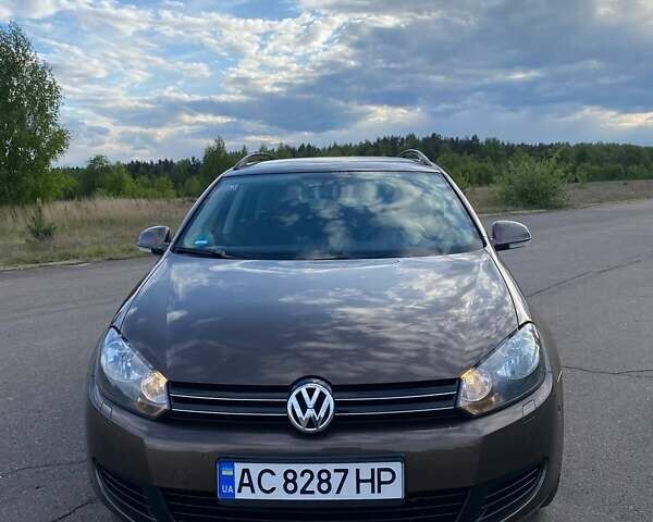 Коричневый Фольксваген Гольф, объемом двигателя 1.2 л и пробегом 205 тыс. км за 8200 $, фото 17 на Automoto.ua