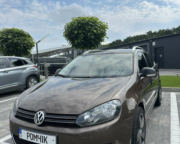 Коричневый Фольксваген Гольф, объемом двигателя 1.2 л и пробегом 270 тыс. км за 8800 $, фото 1 на Automoto.ua