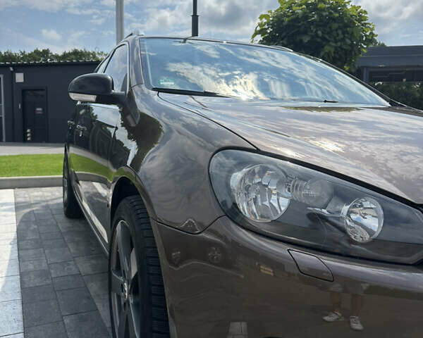 Коричневый Фольксваген Гольф, объемом двигателя 1.2 л и пробегом 270 тыс. км за 8800 $, фото 9 на Automoto.ua