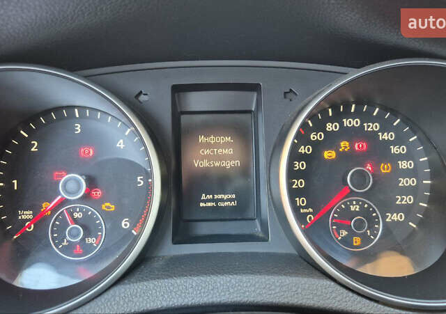 Коричневый Фольксваген Гольф, объемом двигателя 1.6 л и пробегом 323 тыс. км за 8400 $, фото 11 на Automoto.ua