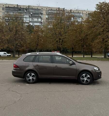 Коричневый Фольксваген Гольф, объемом двигателя 1.6 л и пробегом 320 тыс. км за 6999 $, фото 8 на Automoto.ua