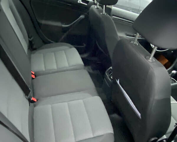 Коричневый Фольксваген Гольф, объемом двигателя 1.4 л и пробегом 220 тыс. км за 8200 $, фото 5 на Automoto.ua