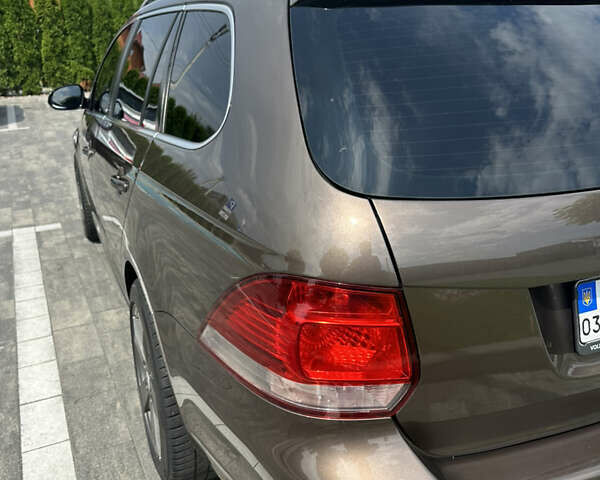 Коричневый Фольксваген Гольф, объемом двигателя 1.2 л и пробегом 270 тыс. км за 8800 $, фото 7 на Automoto.ua