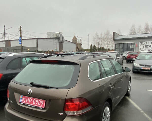 Коричневый Фольксваген Гольф, объемом двигателя 1.4 л и пробегом 220 тыс. км за 8200 $, фото 4 на Automoto.ua