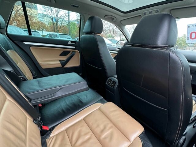 Коричневый Фольксваген Гольф, объемом двигателя 1.4 л и пробегом 193 тыс. км за 8200 $, фото 3 на Automoto.ua