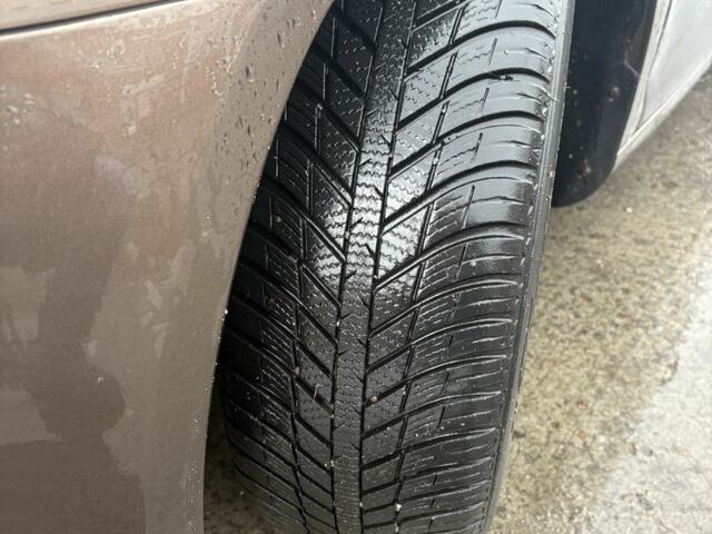 Коричневий Фольксваген Гольф, об'ємом двигуна 1.6 л та пробігом 355 тис. км за 7700 $, фото 6 на Automoto.ua