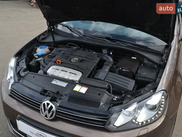 Коричневый Фольксваген Гольф, объемом двигателя 1.2 л и пробегом 181 тыс. км за 7999 $, фото 22 на Automoto.ua