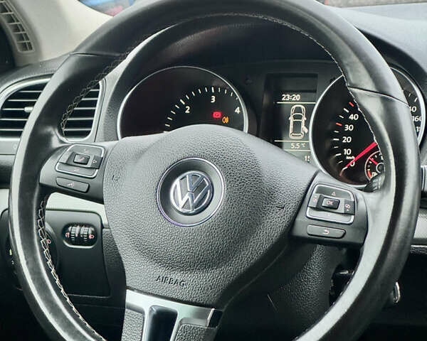 Коричневий Фольксваген Гольф, об'ємом двигуна 1.6 л та пробігом 229 тис. км за 9750 $, фото 19 на Automoto.ua