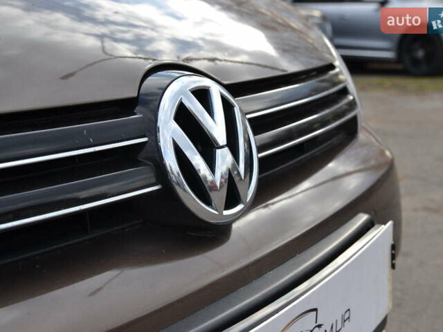 Коричневый Фольксваген Гольф, объемом двигателя 1.2 л и пробегом 181 тыс. км за 7999 $, фото 25 на Automoto.ua