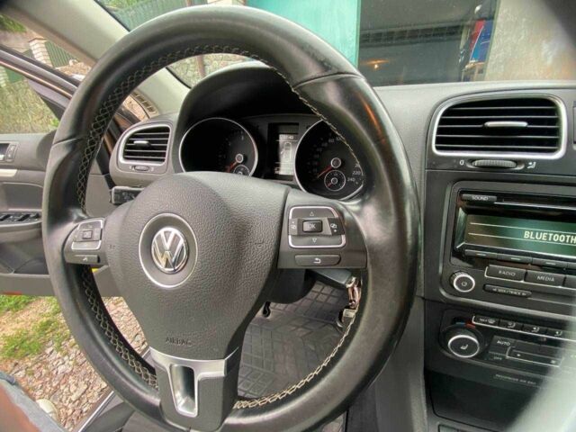 Коричневый Фольксваген Гольф, объемом двигателя 1.6 л и пробегом 350 тыс. км за 8300 $, фото 19 на Automoto.ua