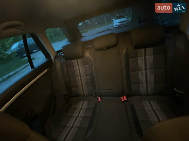 Коричневый Фольксваген Гольф, объемом двигателя 1.6 л и пробегом 313 тыс. км за 7600 $, фото 28 на Automoto.ua