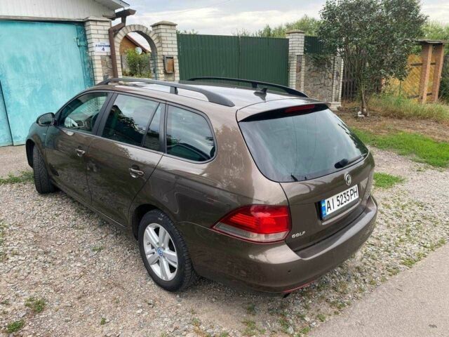 Коричневый Фольксваген Гольф, объемом двигателя 1.6 л и пробегом 350 тыс. км за 8300 $, фото 1 на Automoto.ua