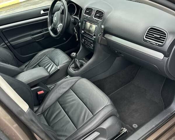 Коричневый Фольксваген Гольф, объемом двигателя 0 л и пробегом 207 тыс. км за 7800 $, фото 15 на Automoto.ua