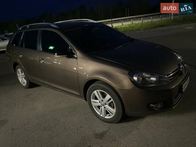 Коричневый Фольксваген Гольф, объемом двигателя 1.6 л и пробегом 313 тыс. км за 7600 $, фото 3 на Automoto.ua