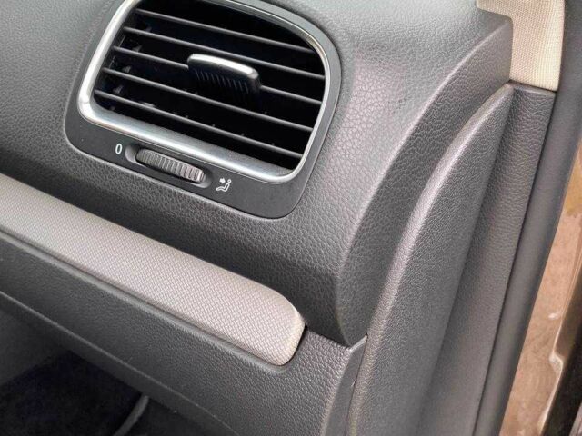 Коричневый Фольксваген Гольф, объемом двигателя 1.6 л и пробегом 350 тыс. км за 8300 $, фото 9 на Automoto.ua