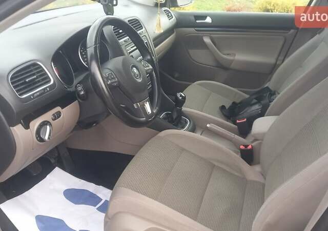 Коричневый Фольксваген Гольф, объемом двигателя 1.6 л и пробегом 258 тыс. км за 8100 $, фото 8 на Automoto.ua