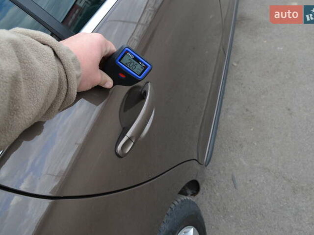 Коричневый Фольксваген Гольф, объемом двигателя 1.2 л и пробегом 181 тыс. км за 7999 $, фото 33 на Automoto.ua