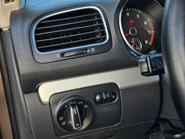 Фольксваген Гольф 2012 в Хмельницком на Automoto.ua Коричневый Фольксваген Гольф, объемом двигателя 1.4 л и пробегом 241 тыс. км за 6799 $, фото 8 на Automoto.ua
