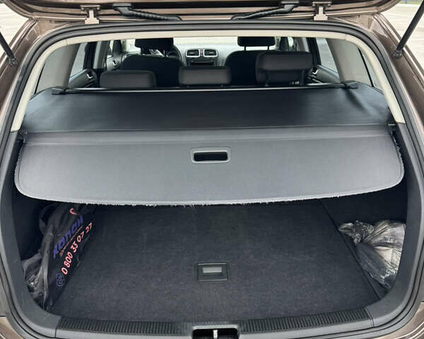 Коричневий Фольксваген Гольф, об'ємом двигуна 1.39 л та пробігом 183 тис. км за 9500 $, фото 5 на Automoto.ua