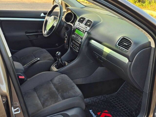 Фольксваген Гольф 2012 в Хмельницком на Automoto.ua Коричневый Фольксваген Гольф, объемом двигателя 1.4 л и пробегом 241 тыс. км за 6799 $, фото 21 на Automoto.ua