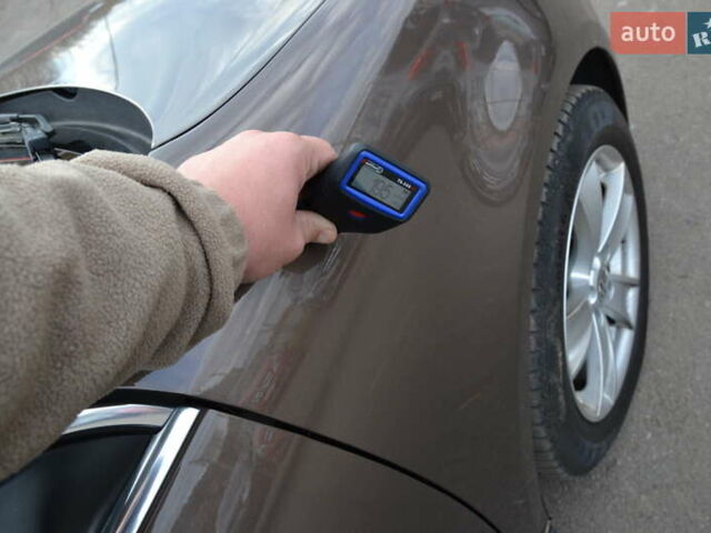 Коричневый Фольксваген Гольф, объемом двигателя 1.2 л и пробегом 181 тыс. км за 7999 $, фото 35 на Automoto.ua