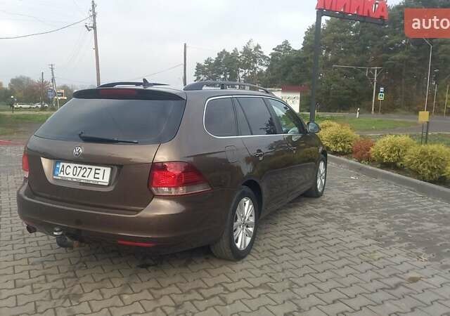 Коричневый Фольксваген Гольф, объемом двигателя 1.6 л и пробегом 258 тыс. км за 8100 $, фото 7 на Automoto.ua