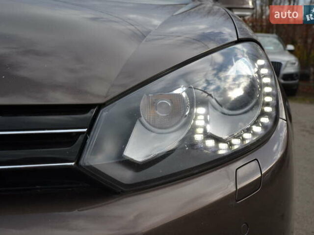 Коричневый Фольксваген Гольф, объемом двигателя 1.2 л и пробегом 181 тыс. км за 7999 $, фото 24 на Automoto.ua