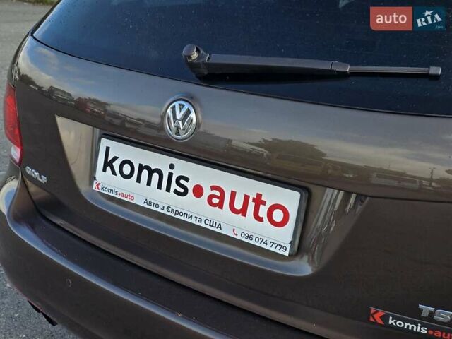 Фольксваген Гольф 2012 у Хмельницькому на Automoto.ua Коричневий Фольксваген Гольф, об'ємом двигуна 1.39 л та пробігом 241 тис. км за 6799 $, фото 26 на Automoto.ua