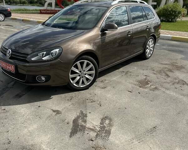 Коричневый Фольксваген Гольф, объемом двигателя 0 л и пробегом 207 тыс. км за 7800 $, фото 1 на Automoto.ua