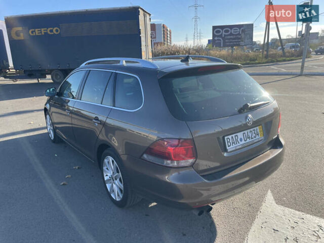 Коричневый Фольксваген Гольф, объемом двигателя 1.6 л и пробегом 241 тыс. км за 9390 $, фото 18 на Automoto.ua