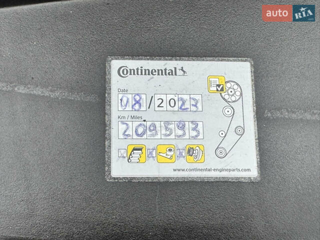 Коричневий Фольксваген Гольф, об'ємом двигуна 1.6 л та пробігом 229 тис. км за 9750 $, фото 21 на Automoto.ua